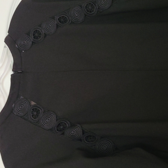 TRÏBE Black 3/4 Sleeve Midi Dress Size Small NWT - Picture 4 of 5